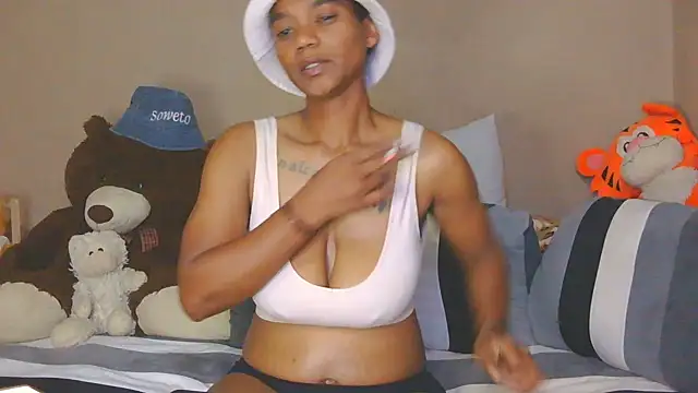 JANIELEE online show from September 2025 08:33:02 PM