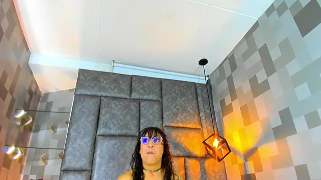 Snapshot of Jenni_Zeller chatting on October 2025 11:18:02 AM Jenni Zeller online show from October 2025 11:18:02 AM