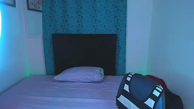 Angels21cm online show from October 2025 04:20:02 AM