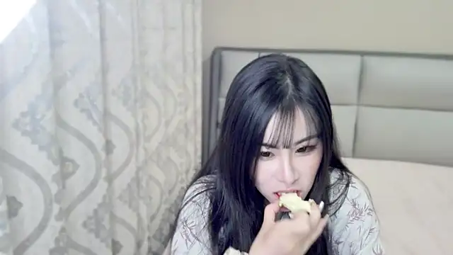 XIAOYU7-2025 online show from October 2025 12:06:01 PM