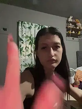Caroline daring online show from April 2026 12:16:02 AM