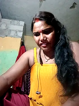 Snapshot of SweetKomal89 chatting on October 2025 06:03:02 PM SweetKomal89 online show from October 2025 06:03:02 PM