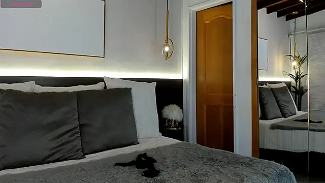 VictoriaShelby online show from September 2025 11:54:01 AM