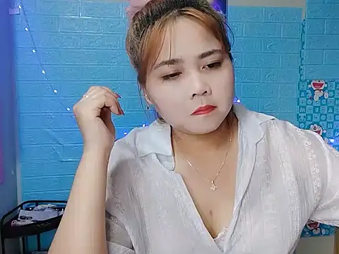 Nhan7868 online show from October 2025 03:58:01 AM