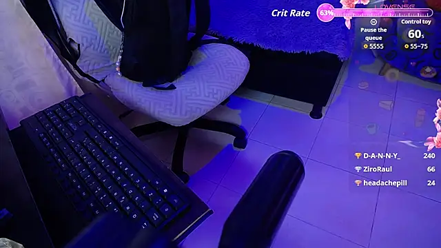 chloe tgn online show from October 2025 06:41:02 PM