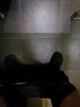 maxelbueno online show from October 2025 04:38:01 PM