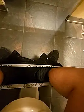 maxelbueno online show from October 2025 08:53:02 PM