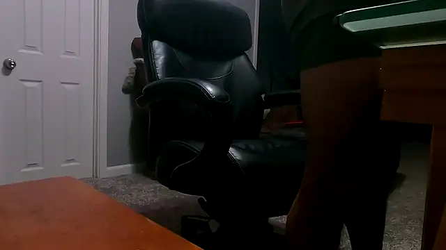 Mickelangello75 online show from October 2025 04:09:01 AM