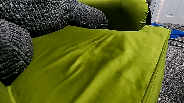 Mickelangello75 online show from November 2025 04:50:02 PM