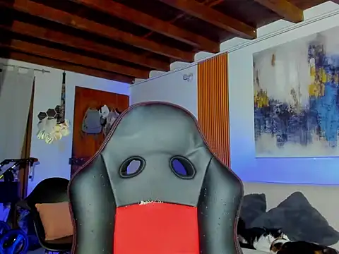 Snapshot of katy___deliz chatting on October 2025 12:19:01 AM katy deliz online show from October 2025 12:19:01 AM