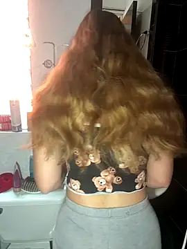 Snapshot of scarlett_lust chatting on September 2025 01:34:02 PM scarlett lust online show from September 2025 01:34:02 PM