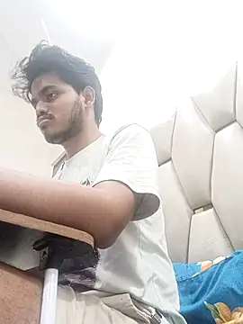 Kumarbtm19 online show from October 2025 01:56:02 PM