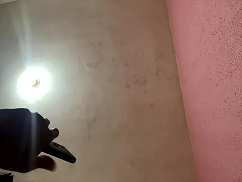 AzDio9 online show from October 2025 08:18:02 PM