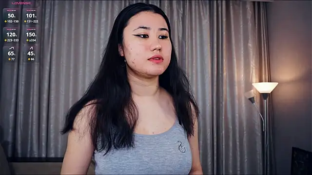 Snapshot of DebrahJungels chatting on October 2025 08:29:02 AM DebrahJungels online show from October 2025 08:29:02 AM