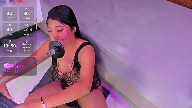 mysticlatina1 online show from November 2025 12:03:01 PM