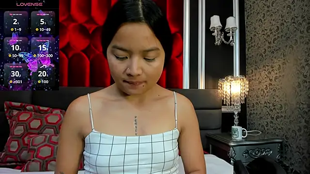 SharonBonet online show from December 2025 11:17:01 AM