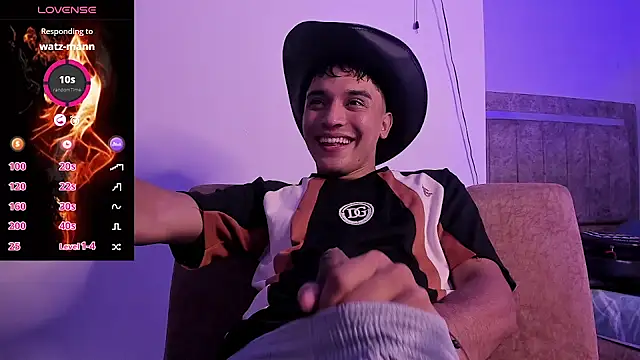 Austin Cardieff  online show from October 2025 07:36:02 PM