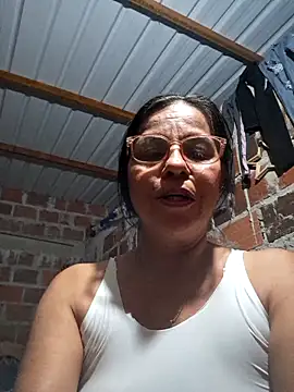 Snapshot of Lucerito-Hot chatting on December 2025 02:28:01 AM Lucerito-Hot online show from December 2025 02:28:01 AM