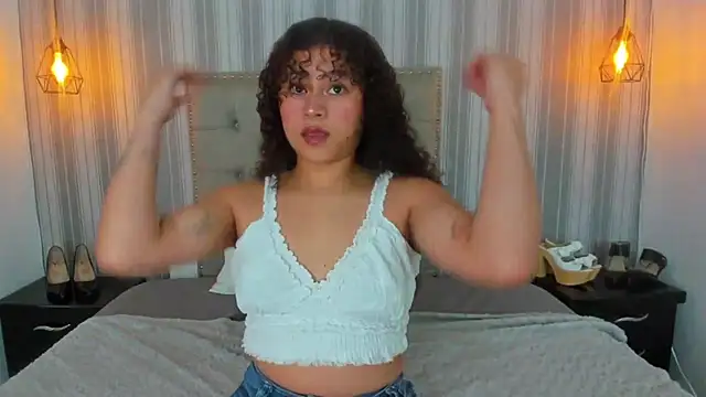 Sofiapassionne online show from May 2026 01:50:02 PM