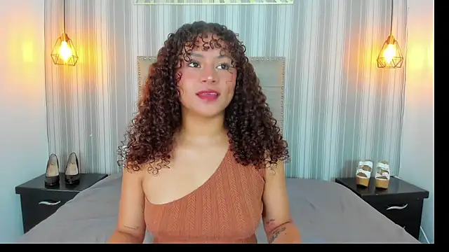 Sofiapassionne online show from June 2026 02:48:02 PM