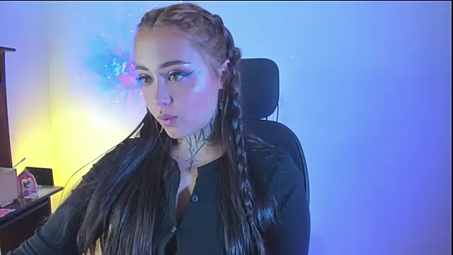 Snapshot of SofiaBermudez chatting on November 2025 01:06:02 AM SofiaBermudez online show from November 2025 01:06:02 AM