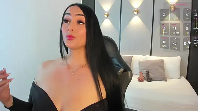 ashly moonn online show from June 2026 12:37:01 PM