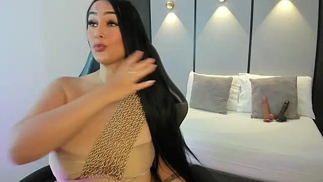 ashly moonn online show from June 2026 12:58:02 PM