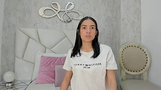 Skylerwhite02 online show from October 2025 07:49:02 PM