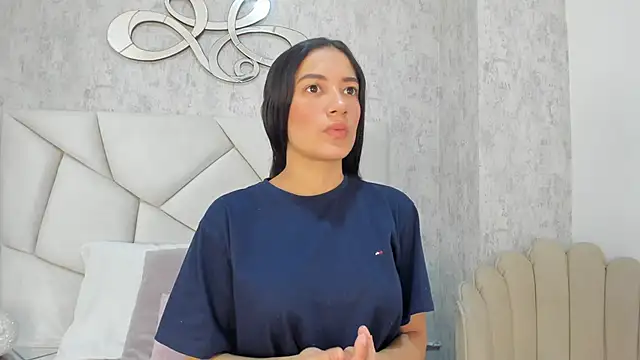 Skylerwhite02 online show from November 2025 08:07:01 PM