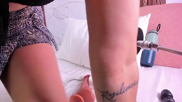 marianarey1  online show from December 2025 08:04:01 PM