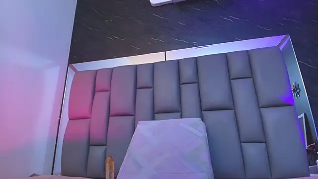 kissme luna online show from September 2025 07:06:02 PM