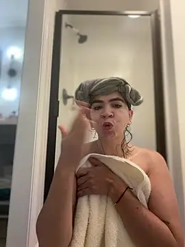Gringo XXX Latina online show from July 2026 11:18:02 PM