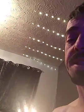 Snapshot of SteelyNetting chatting on September 2025 07:14:02 PM SteelyNetting online show from September 2025 07:14:02 PM