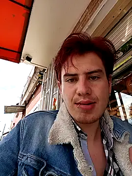 Snapshot of im_dereck_martinez chatting on September 2025 07:41:01 PM im dereck martinez online show from September 2025 07:41:01 PM