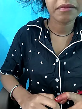Snapshot of Cute_Aaisha chatting on September 2025 06:02:02 AM Cute Aaisha online show from September 2025 06:02:02 AM
