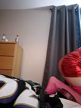 Snapshot of chrisCD19 chatting on October 2025 09:30:02 AM chrisCD19 online show from October 2025 09:30:02 AM