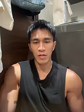 gooodboiii online show from April 2026 04:01:01 PM