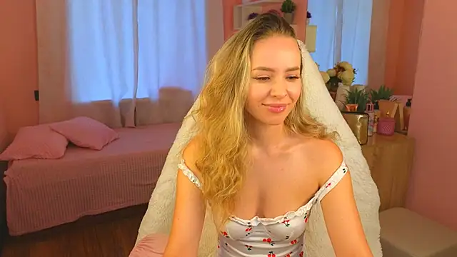 Hloya Mei online show from September 2025 01:00:01 AM