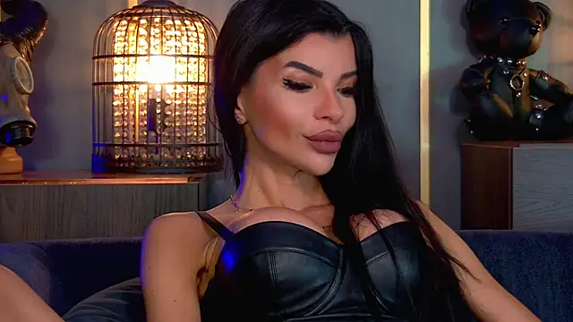 EleniaDevons online show from May 2026 01:50:01 PM