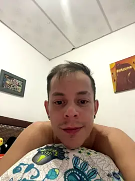 Snapshot of dimitryivanovv chatting on October 2025 04:47:02 PM dimitryivanovv online show from October 2025 04:47:02 PM
