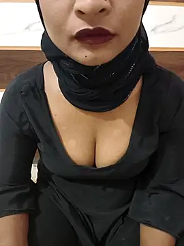 Itz Mayra  online show from October 2025 08:04:02 AM