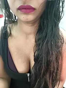 Itz Mayra  online show from January 2026 10:17:02 AM