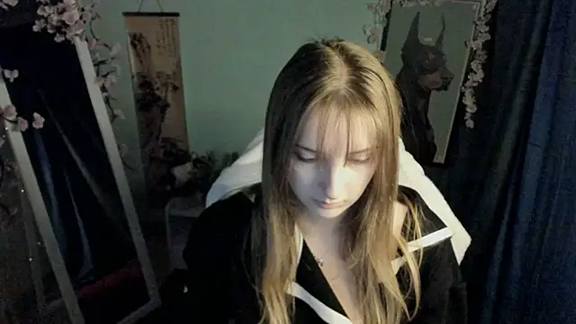 NeyliDream online show from January 2026 01:04:01 PM