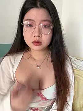 Snapshot of xxwang20 chatting on January 2026 07:35:01 AM xxwang20 online show from January 2026 07:35:01 AM