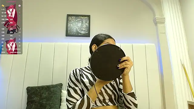 kendra lux1 online show from November 2025 01:01:01 PM