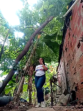 girlpee online show from October 2025 02:48:01 PM