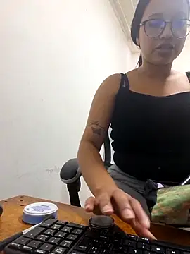 susan mooree online show from December 2025 07:09:01 PM