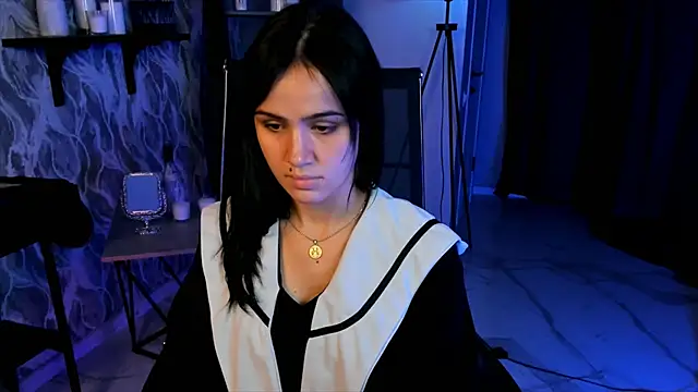 MonicaFarmer online show from September 2025 09:05:02 PM