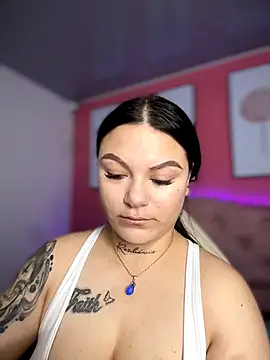 Megaan  More online show from December 2025 01:54:02 AM