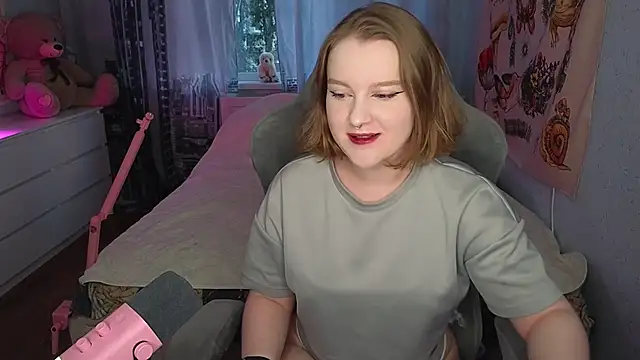 Snapshot of OliviaBlade chatting on September 2025 01:55:02 PM OliviaBlade online show from September 2025 01:55:02 PM